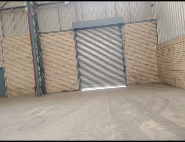 5,861M² WAREHOUSE TO LET IN GOSFORTH PARK